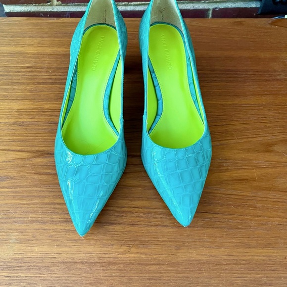 Vince Camuto Patent Leather Teal Heels—worn 1 time only! - Picture 8 of 16